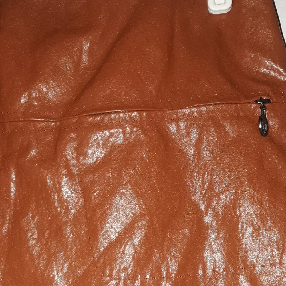 Skirt - Picture 3 of 7